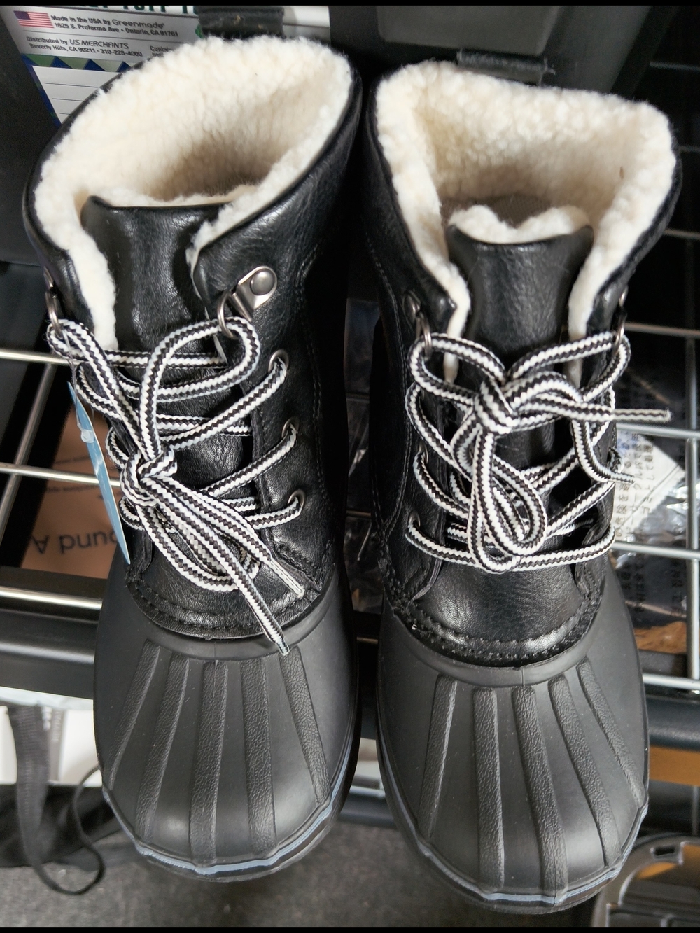 New London Fog Girls Kids Black Lace-Up Casual Winter Boots Insulated Size 2 NWT
